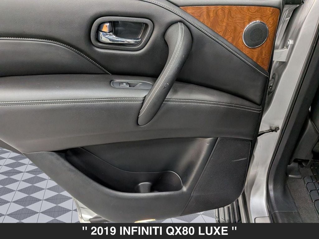 2019 INFINITI QX80 LUXE 4WD
