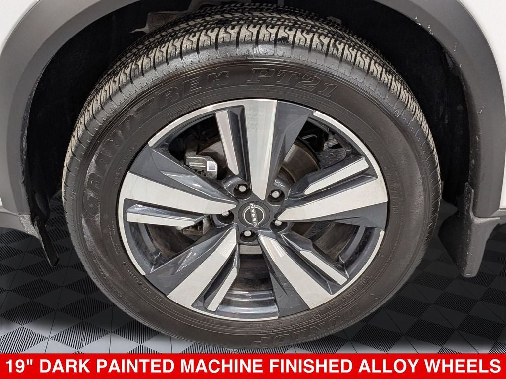 2025 Nissan Rogue SL