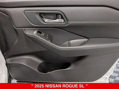 2025 Nissan Rogue SL