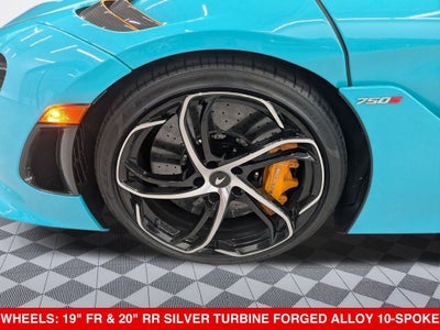 2024 McLaren 750S Coupe