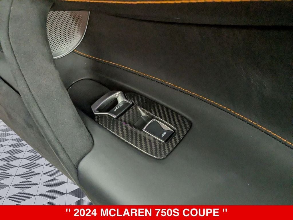 2024 McLaren 750S Coupe
