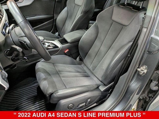 2022 Audi A4 45 S line Premium Plus quattro