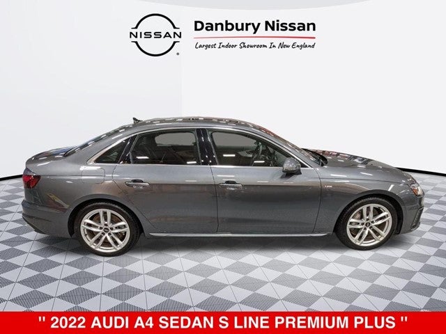 2022 Audi A4 45 S line Premium Plus quattro