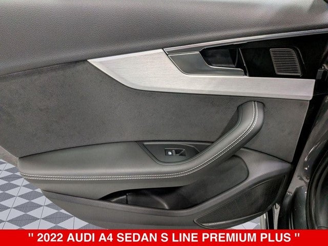 2022 Audi A4 45 S line Premium Plus quattro