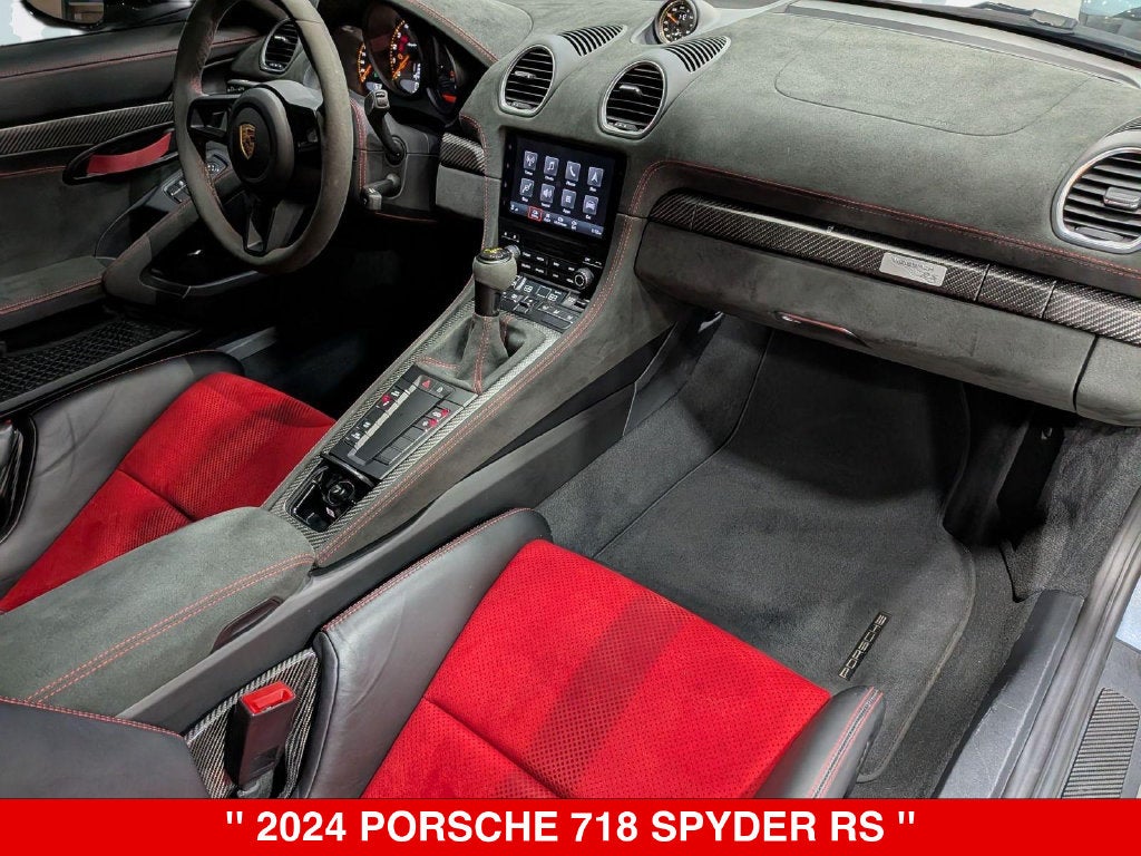 2024 Porsche 718 Spyder RS